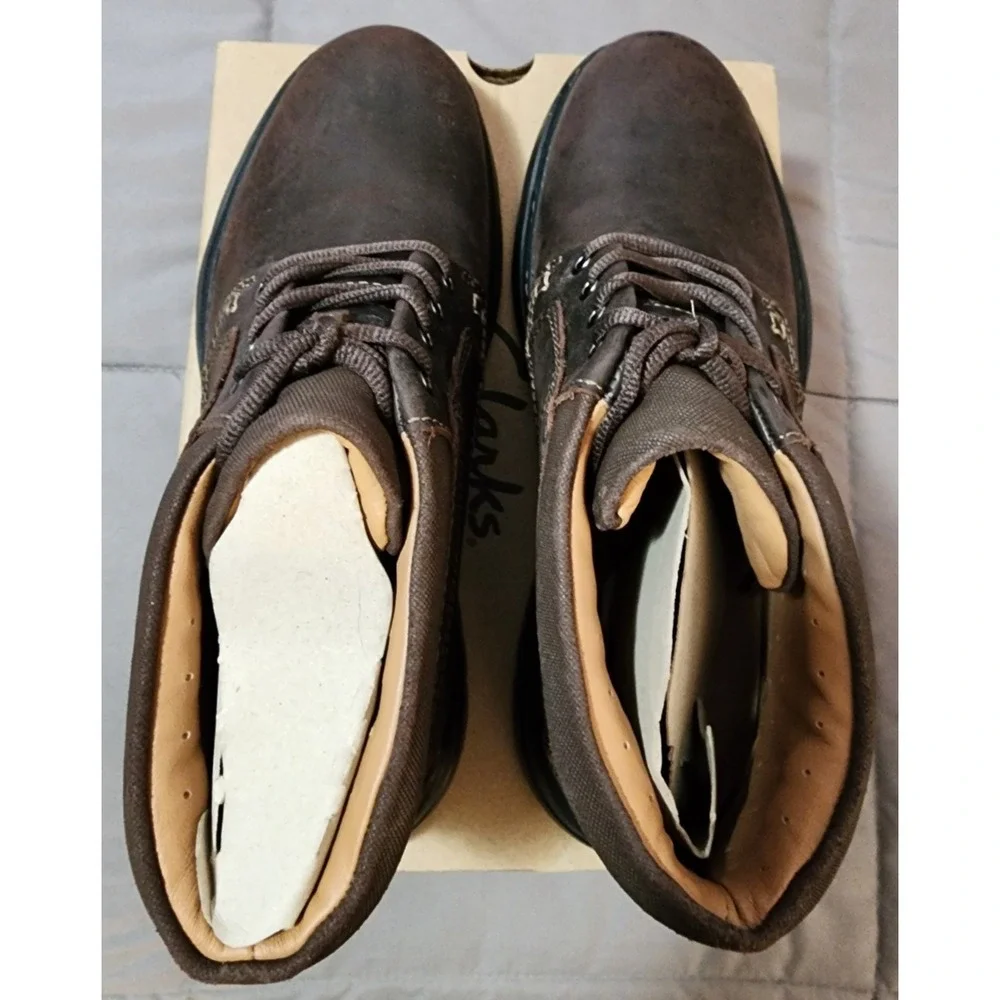 Clarks® (Men's 9 M) Un Brawley™ Up Boot in Brown Oily Leather‎ - $160